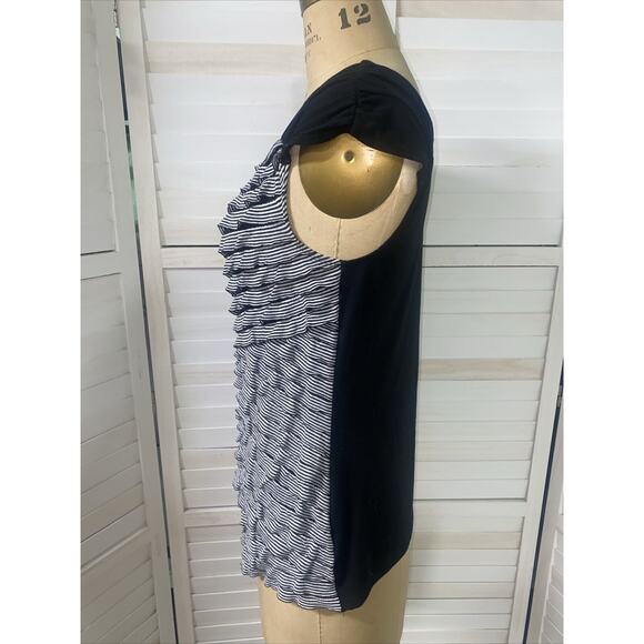 AB Studio Black White Sleeveless Ruffle Front Blouse Poly Blend Large - Picture 4 of 9